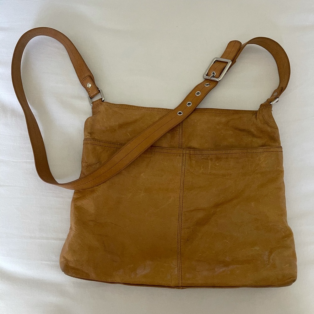 HOBO LEATHER CROSSBODY